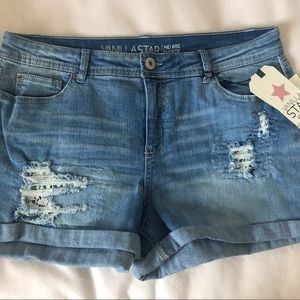 Juniors Shorts Size 15